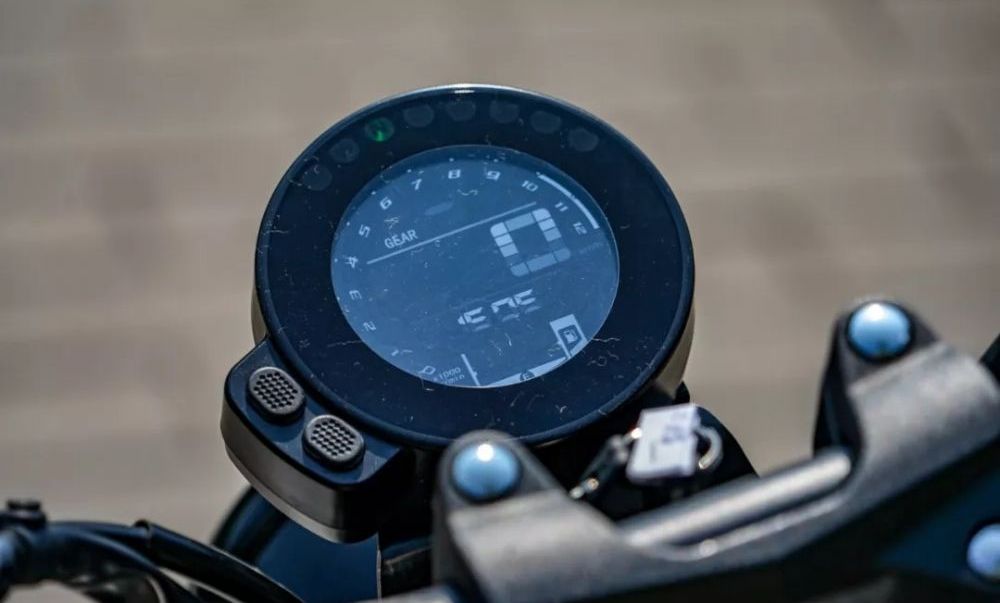 国产美式巡航太子车，250cc双缸水冷，皮带传动，最大马力24.3