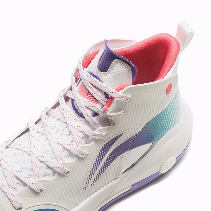 瓦妮莎最新科比球鞋,球鞋nike千元以内