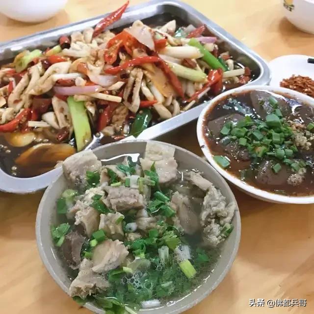 乐山美食名片,乐山美食纪录片跷脚牛肉
