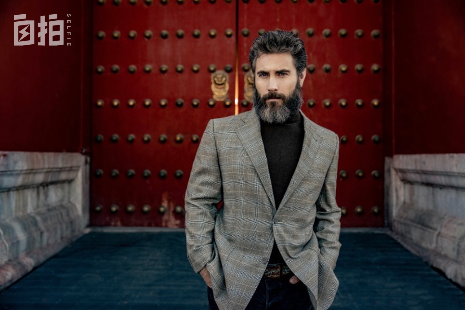 我叫曹操,美国人,娶北京姑娘、学中国文化,现在变成了北京大爷