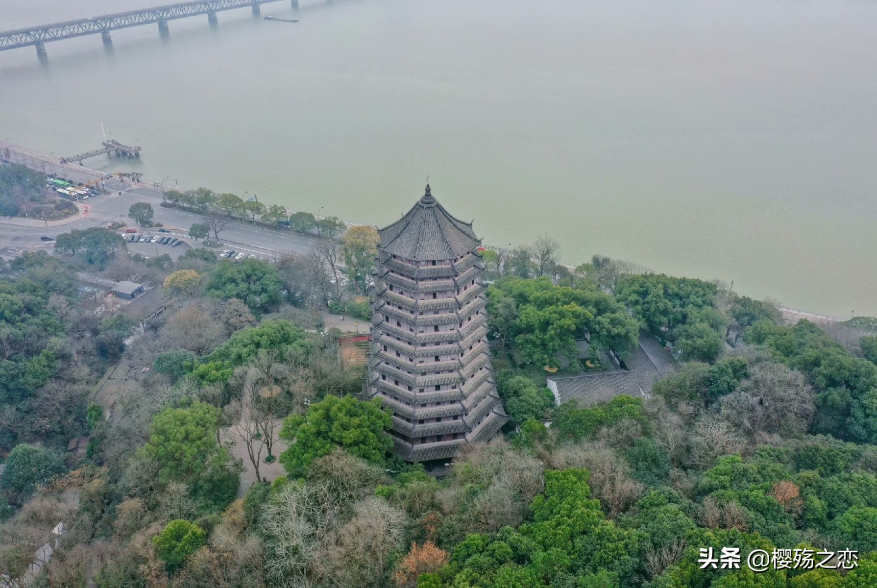 杭州古塔有哪些,杭州的古塔古建筑