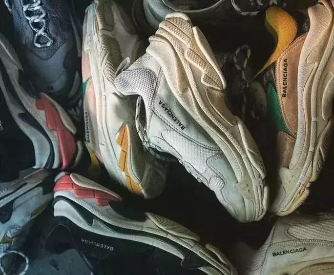 老爹鞋和复古鞋有什么不同,老爹鞋又好看又好穿