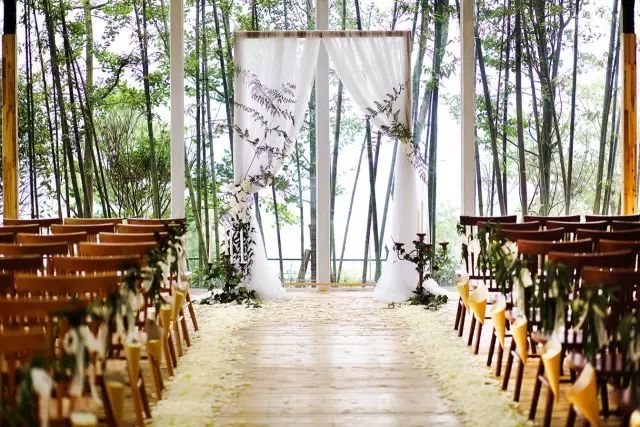 放弃一线城市年薪30万回老家,放弃30万年薪隐居深山