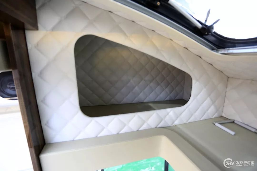 不超过50万的越野房车,不到40万的豪华大型房车