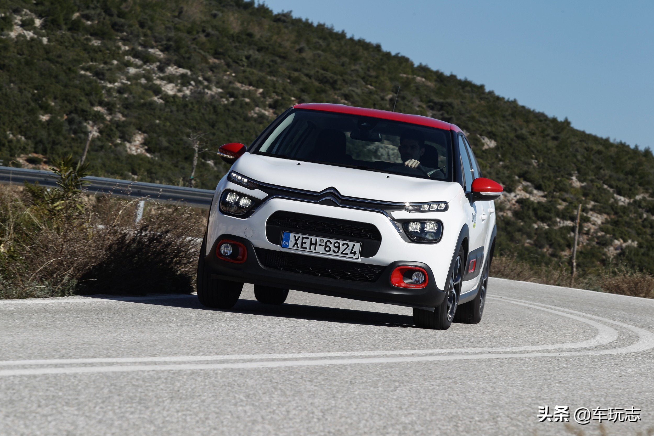 雪铁龙c3l手动试驾视频,22款雪铁龙c3xr1.2t