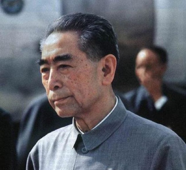 1971年,一件国宝在外宾宴会上离奇失踪,周总理如何高明处理?