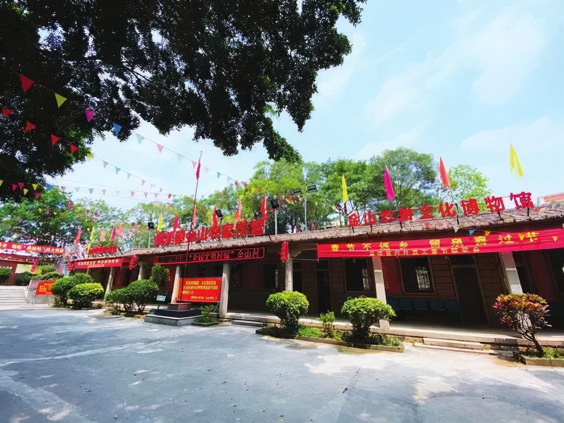 凝心聚力谋新篇砥砺奋进创佳绩,凝心聚力谋发展追赶超越谱新篇