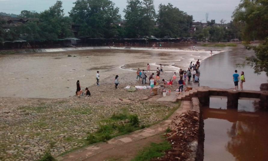 五一成都周边游推荐邛崃,成都被游客挤爆了