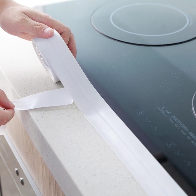 玻璃胶时间久了变黑变黄如何清理,厨房水槽玻璃胶发霉变黑怎么办