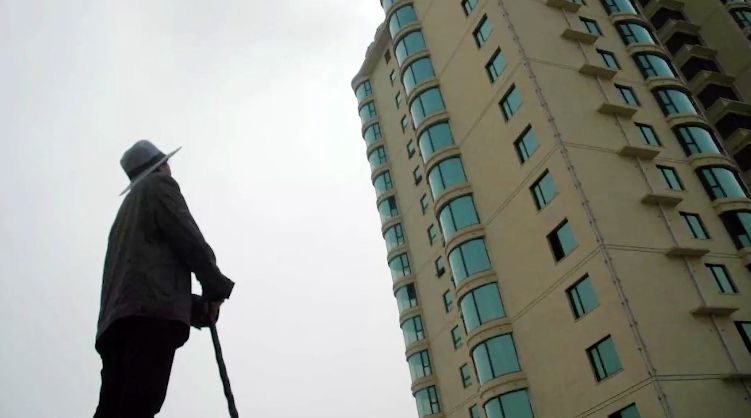 财经观察家包冉完整视频,财经观察家最新信息