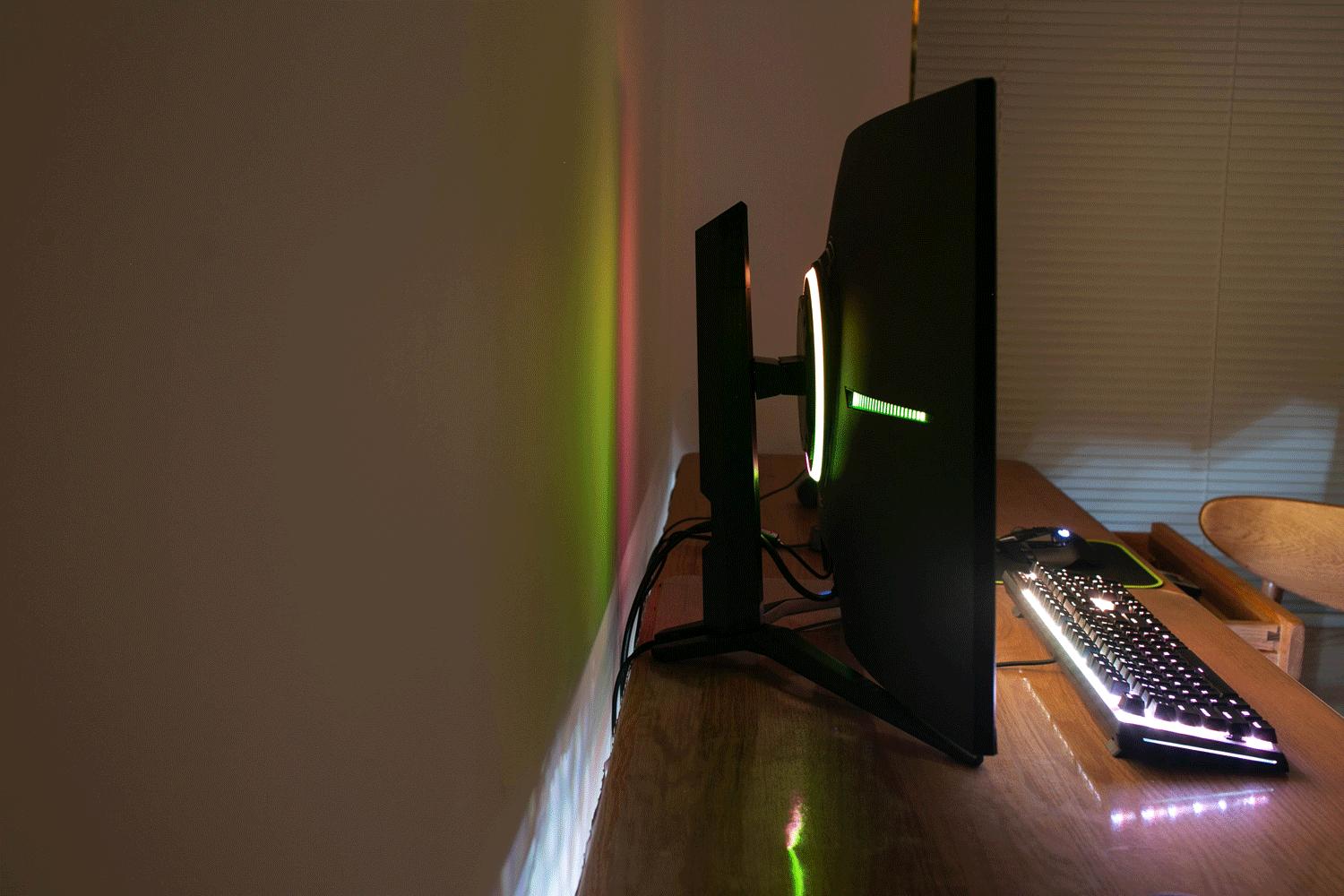 微星pag304cqr显示器测评,微星mag321qr显示器测评