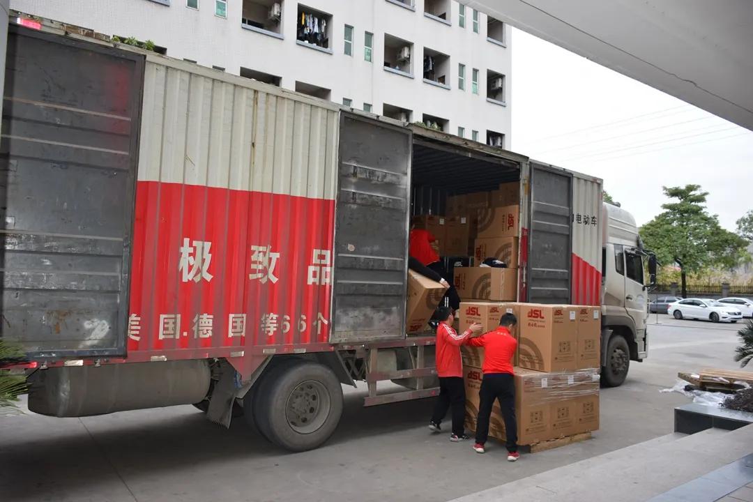 湖南新宁县采购爵士龙专业音响设备用于惠民演出