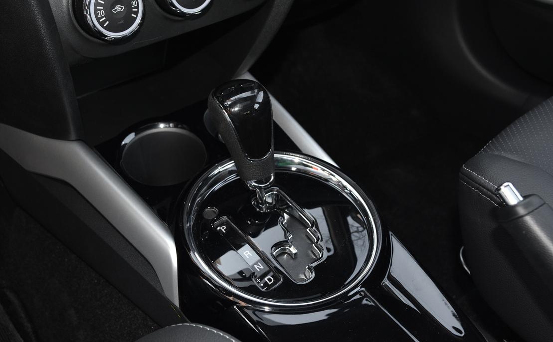 最难受的日系车，配进口引擎，满油能跑800Km，沦落11万也卖不动