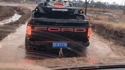 适合跨年夜发朋友圈的文案,皮友们的文案