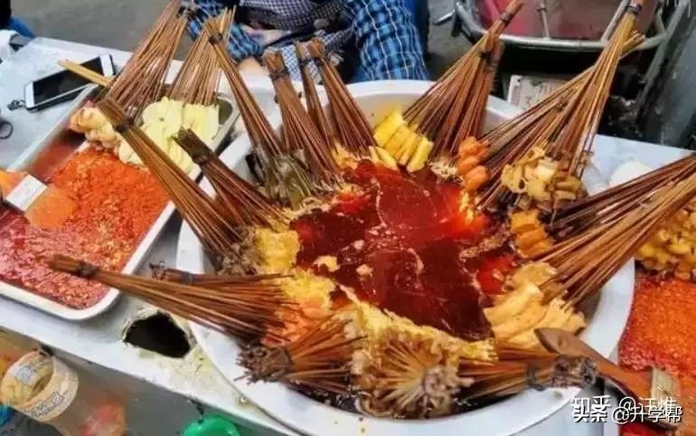 麻辣烫起源于哪个国家,四川麻辣烫与东北麻辣烫的区别