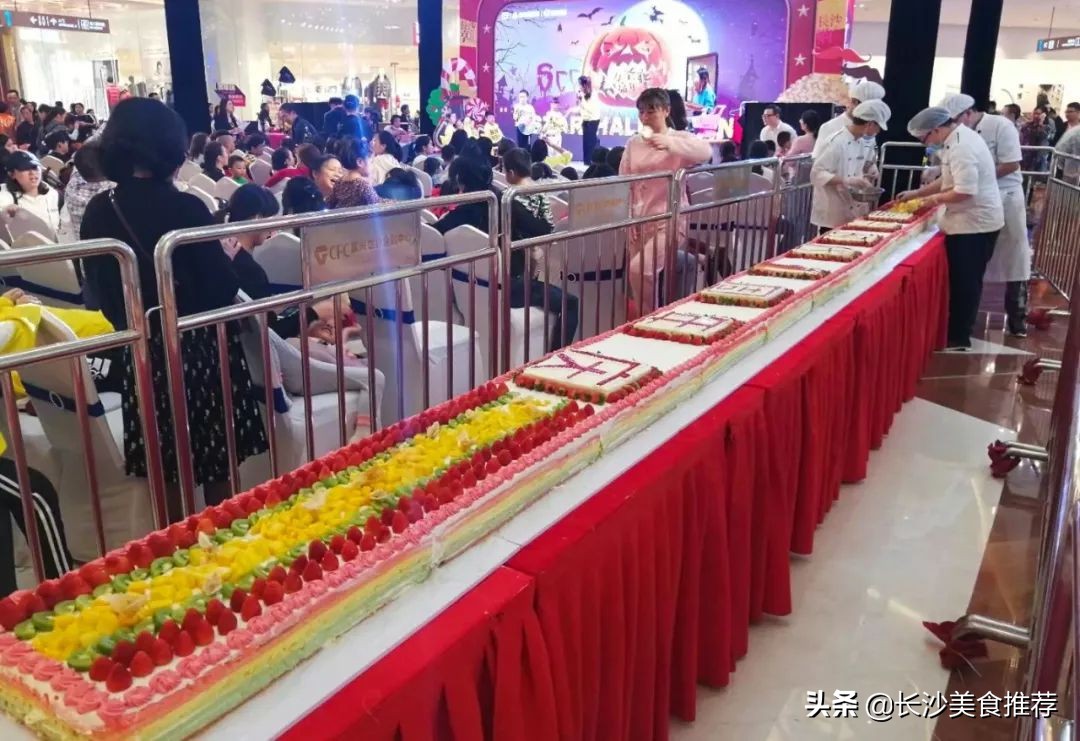 国际魔术大咖空降武汉,魔术团队开业庆典魔术表演