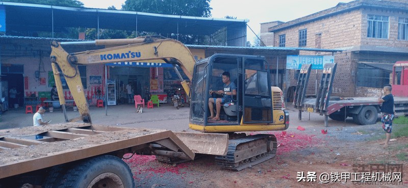 小松小挖56型好还是60型好,小松60-8挖斗