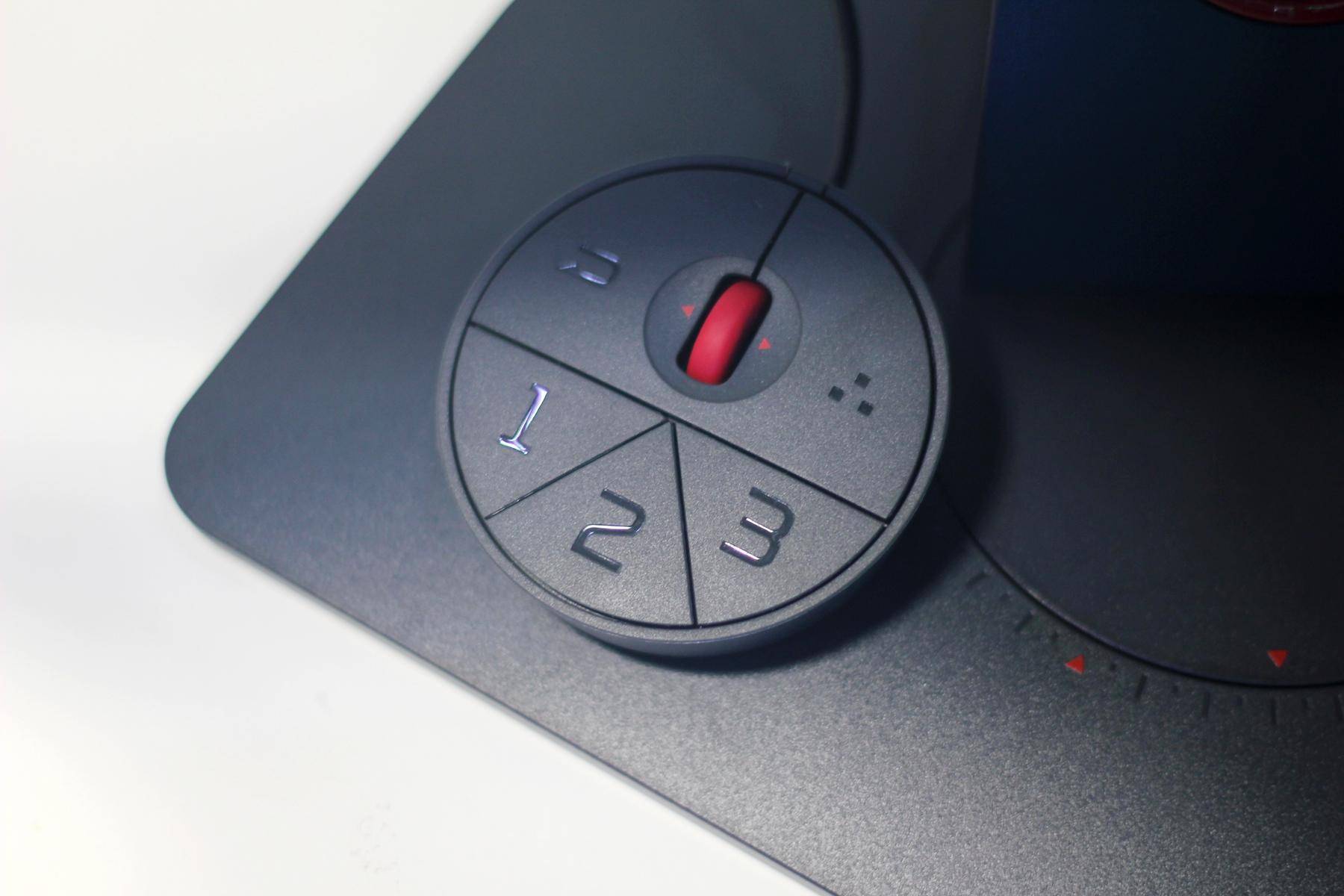 卓威显示器xl2546测评,卓威xl2546x对比2款显示器