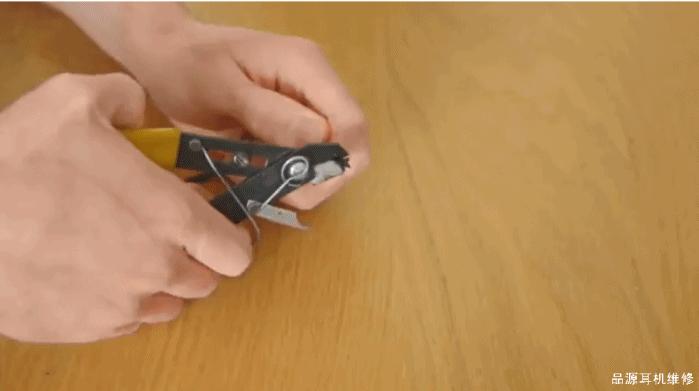 品存耳机维修拆机,品特蓝牙耳机怎么维修