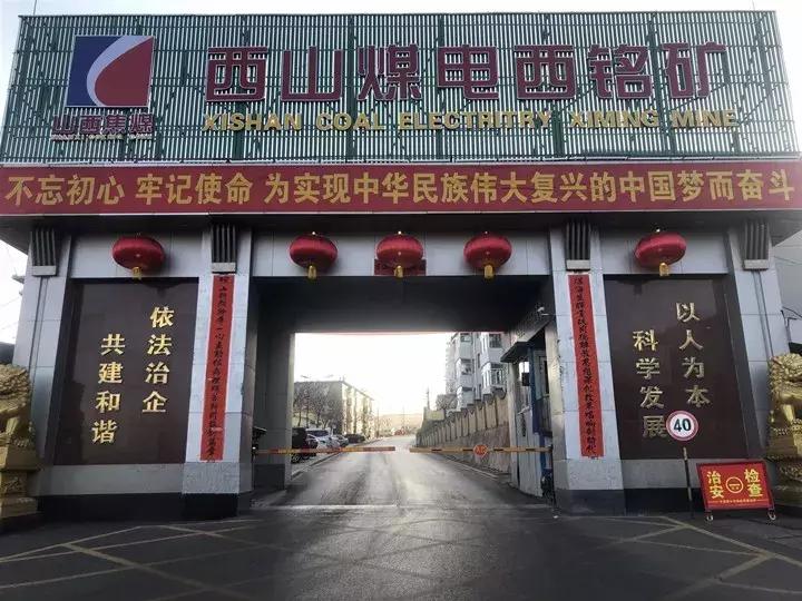 一年一度迎春节送春联活动,年越来越近又到写春联的日子