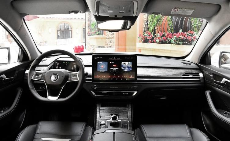 荣威8万元左右的纯电动轿车,8万元的荣威自动挡车