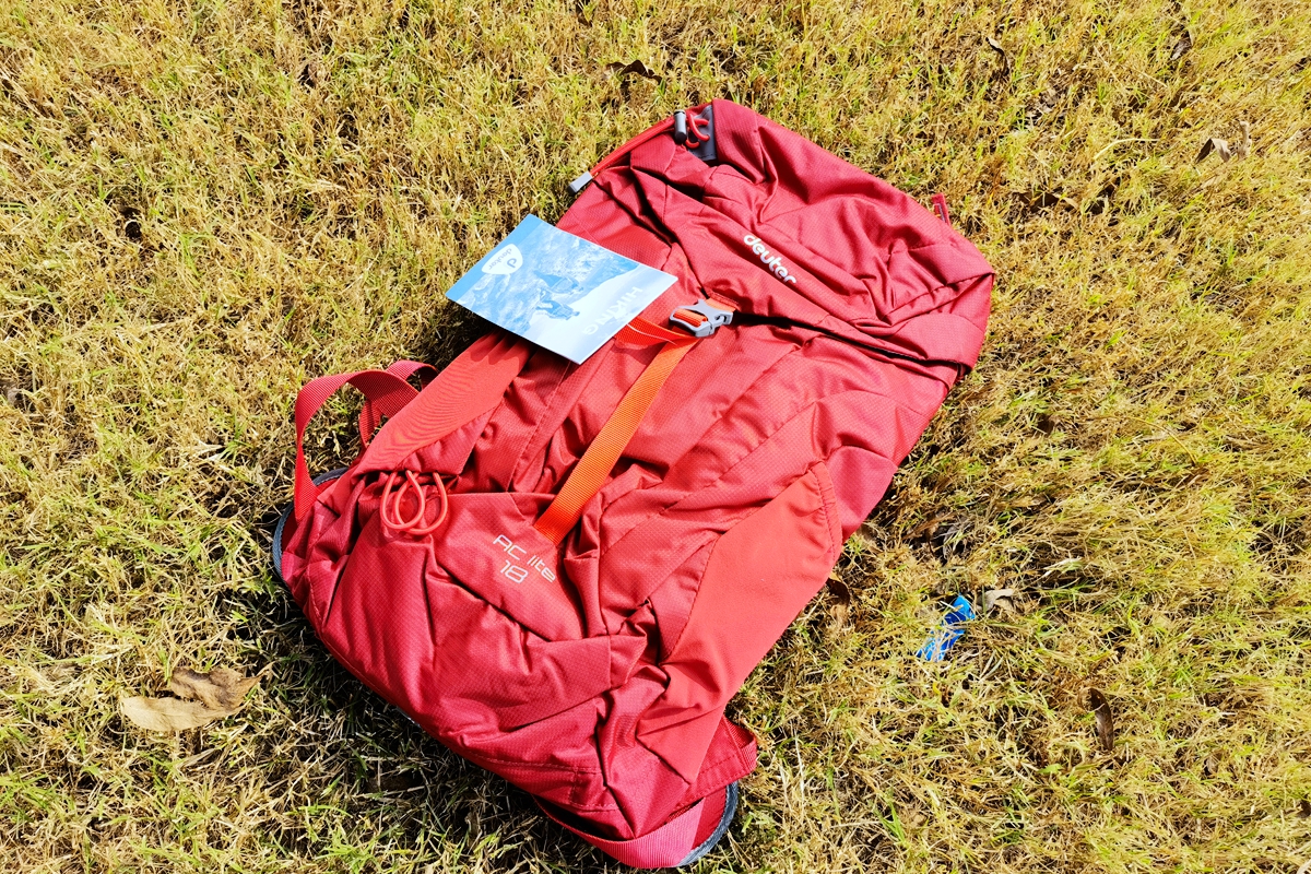 踏秋而行,踏秋而行原唱完整版