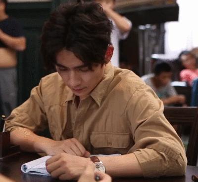 第一次见男朋友适合喷什么香水,夏天适合喷的大牌香水