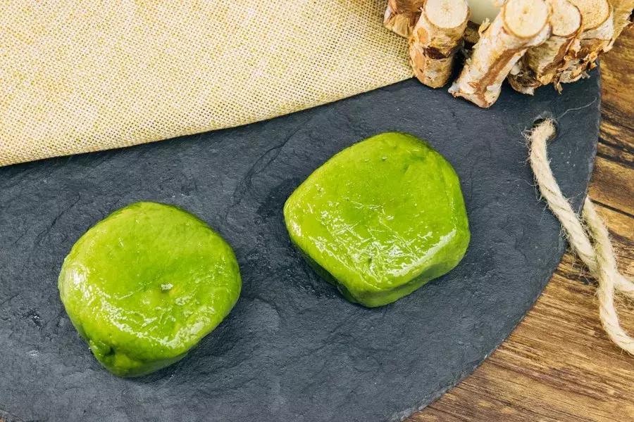 这两家朴实的青团，秒掉了市面上各种作妖对手...