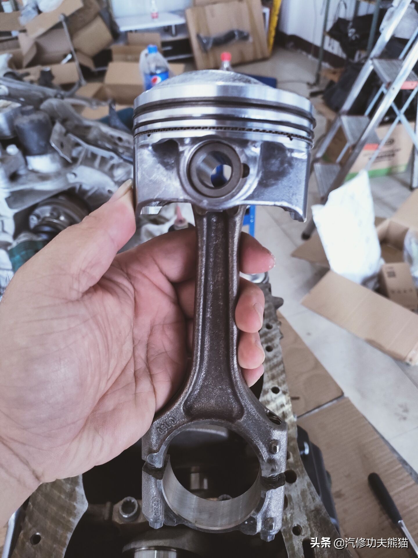 大众夏朗2014款2.0t标配烧机油吗,2016款大众夏朗1.4t发动机烧机油