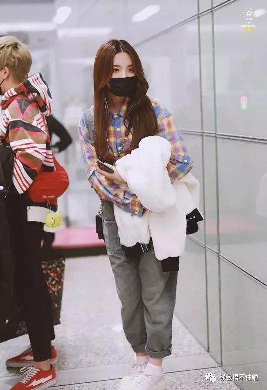 百元以内明星同款,百元明星同款用品