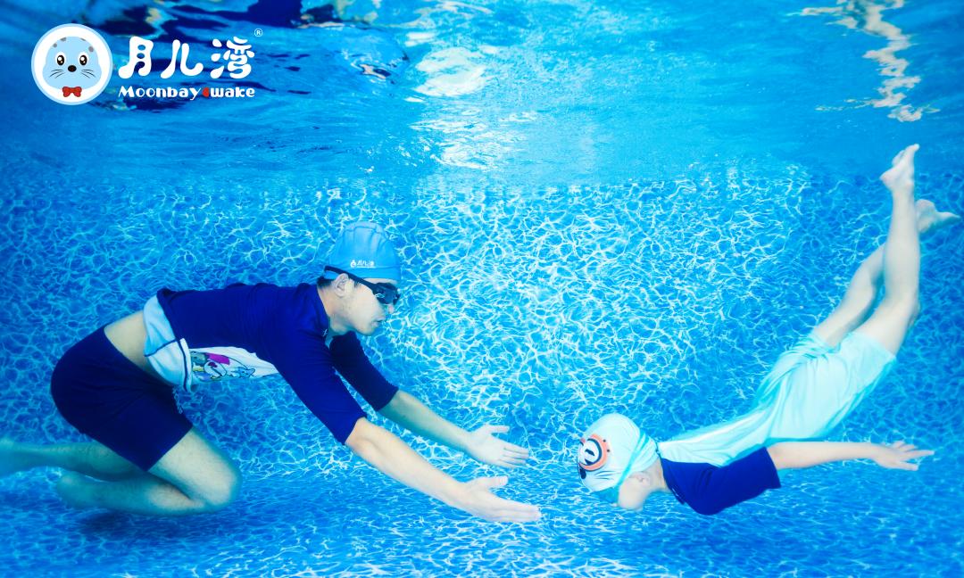 月儿湾水育早教中心加盟,婴幼儿水育早教加盟排行榜有哪些