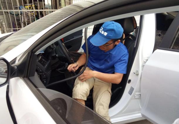 宝沃bx5行车记录仪免布线安装教程,行车记录仪怎么布线教程