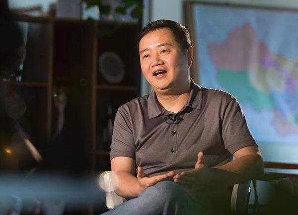 弹个车，小镇青年新长征路上的“快手”