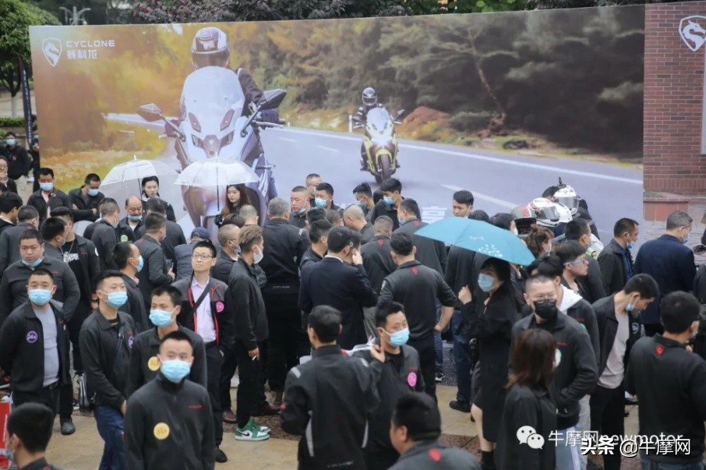 宗申发布旗下8款车型RX6预售价4.88~5.38万,新款RE3加量不加价