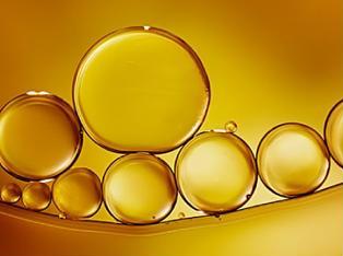 肌肤泛红敏感怎么推荐雅漾的产品,韩束保湿提亮肤色紧致肌肤