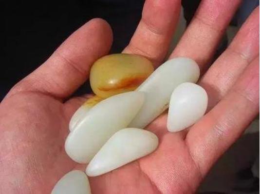 别被“假籽”迷了魂，6种造假方法，玩玉的该看一看