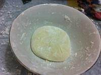 做蛋糕剩下的奶油怎样处理吃啊,做蛋糕用不完的奶油怎么办