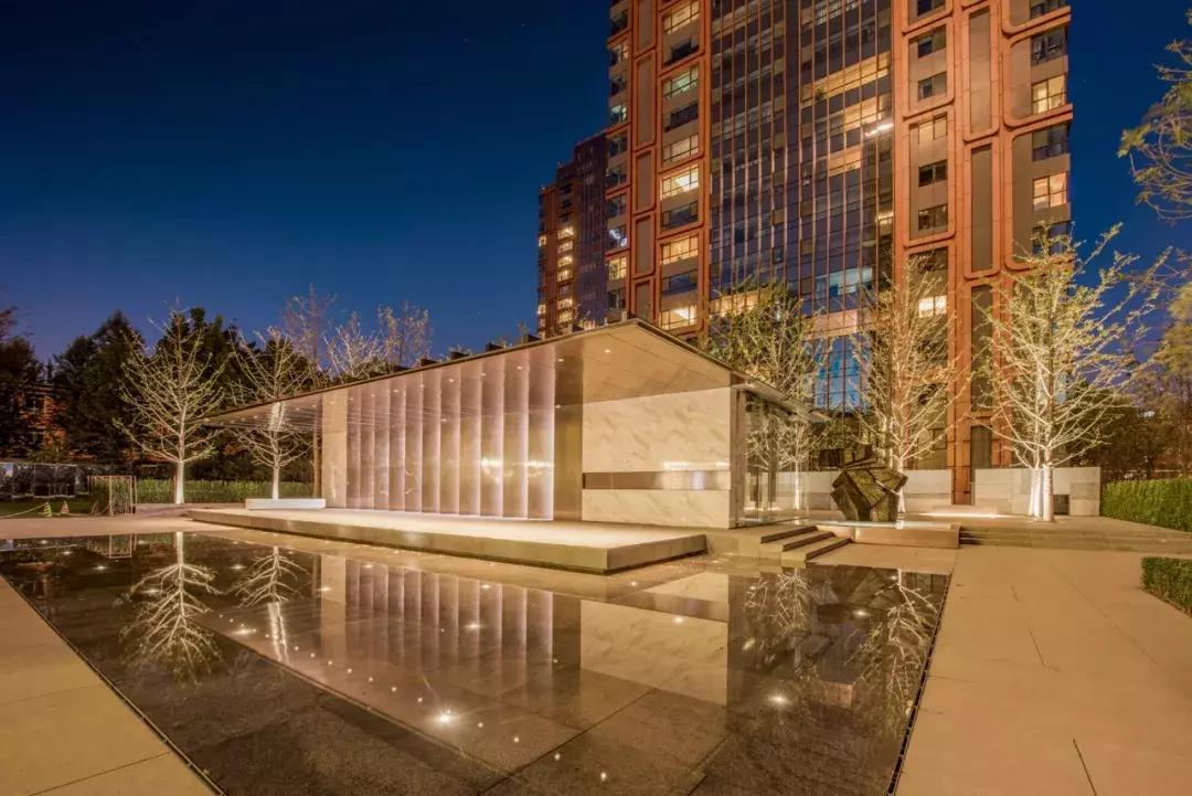 kellyclarkson贝克汉姆,贝克汉姆和维多利亚代言的香水