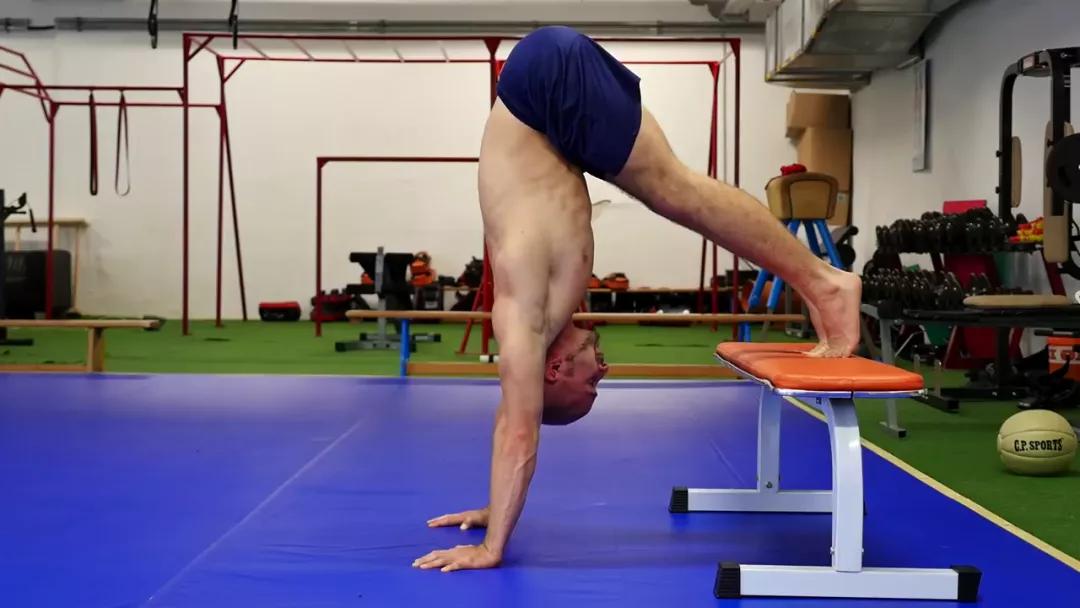 手把手教你学会倒立,手把手教你学倒立