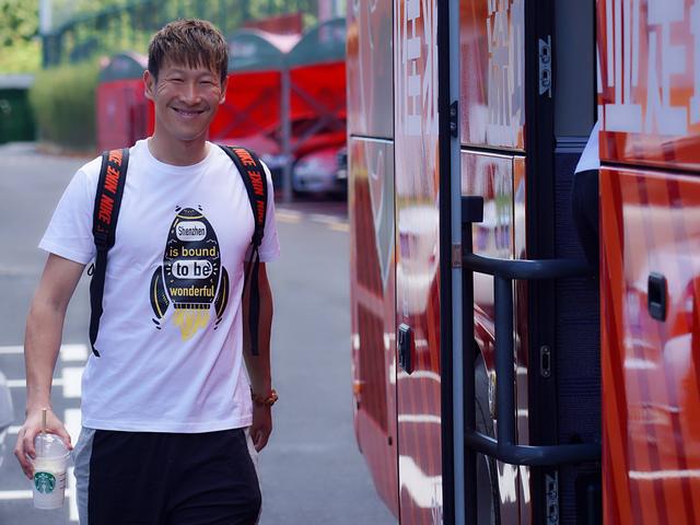 郜林深足薪水,郜林加盟深足工资是多少