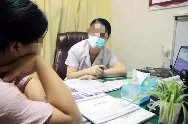 妻子第一次生孩子,医生却说不是头胎,这些“痕迹”瞒不住