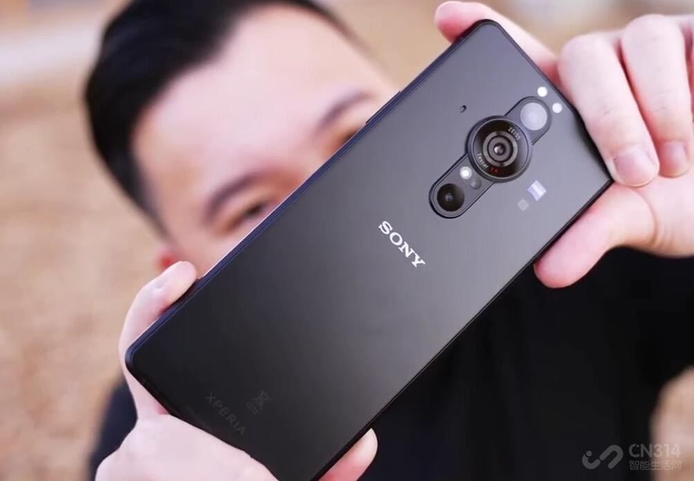 索尼新一代大底主摄,索尼一英寸大底的手机
