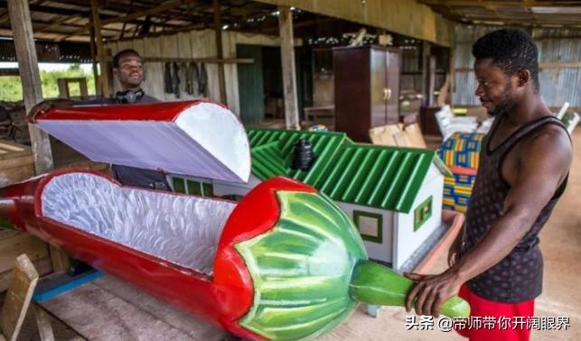 赚疯了,某宝店买【黑人抬棺】的汽车贴纸达到了月入5万多