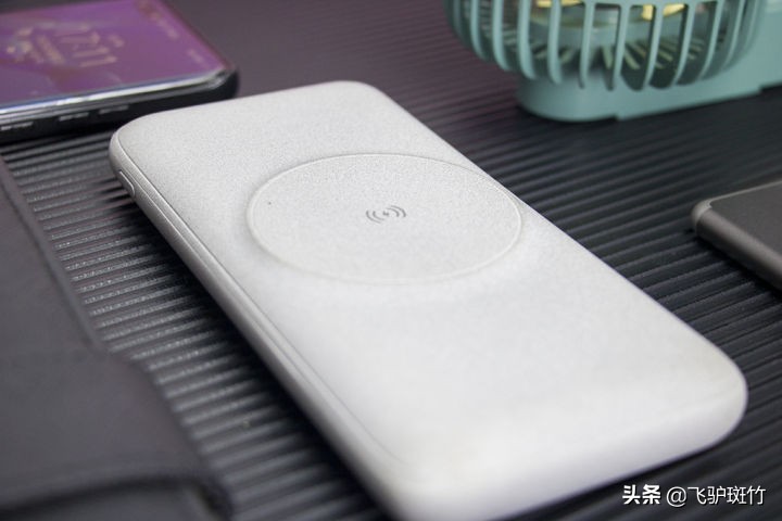 鍗楀崱鏃犵嚎鍏呯數瀹漰ow-1鍜宲ow-2,鍗楀崱magsafe纾佸惛鏃犵嚎鍏呯數瀹漰ow3