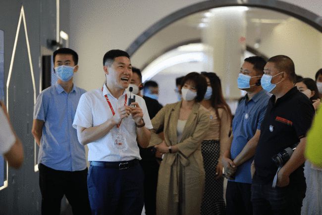 唐山市丰南区青年创业者协会走进东方雨虹交流访问