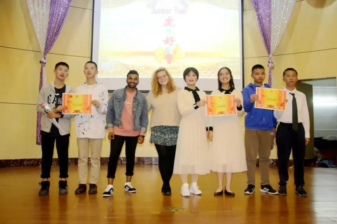 东莞市虎门外语学校中考喜报,东莞虎门外语学校2023高考喜报