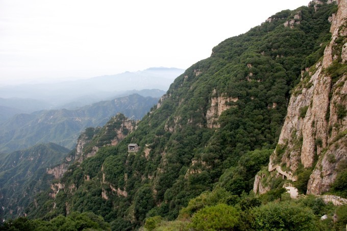 长白山山顶网红咖啡厅,妙峰山玫瑰谷巧遇网红咖啡