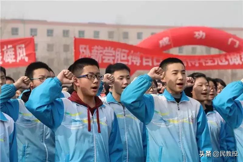 石家庄精英中学校长李金池纪录片,石家庄精英中学校长李金池被采访