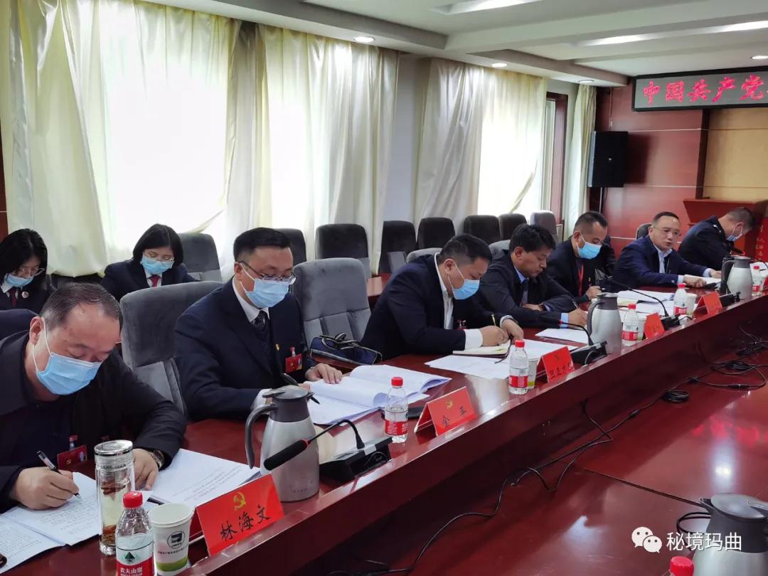 肯定成绩正视不足提振信心,肯定成绩正视问题补齐短板