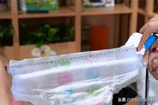 宝宝纸尿裤哪种实惠又好用,bebetour轻氧纸尿裤测评